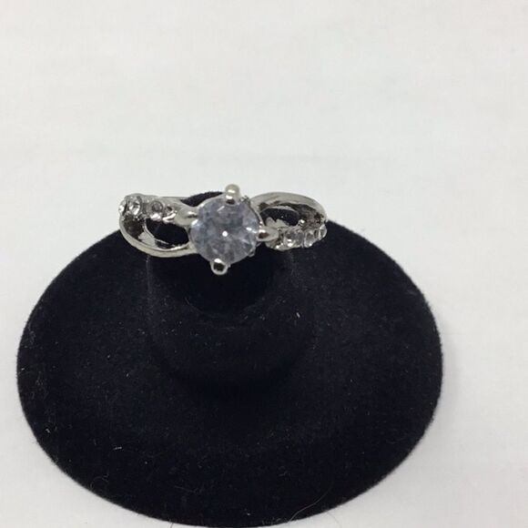 3/4 ct. CZ Intertwined Setting Fashion Ring (H15) - Picture 6 of 6